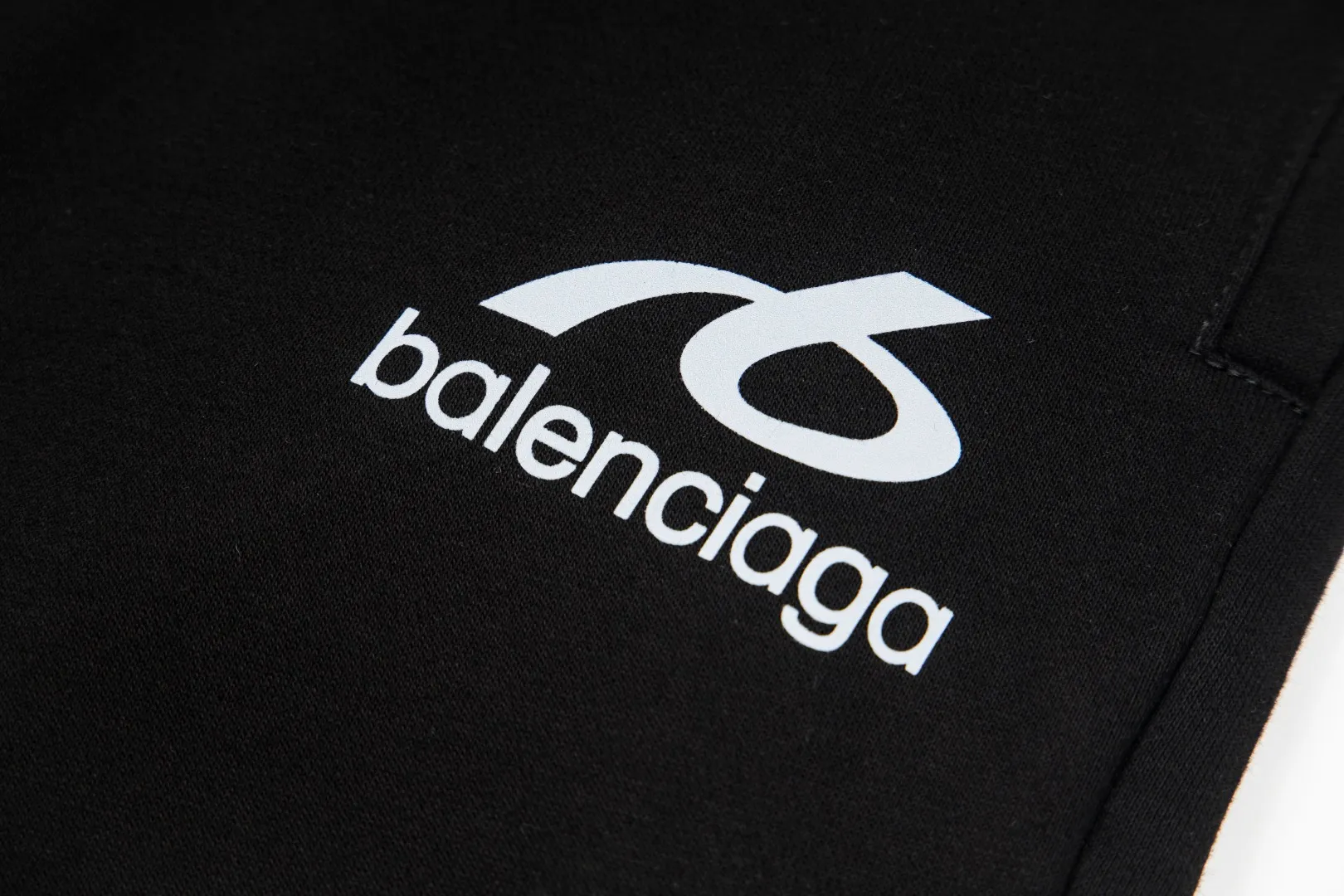 💰P135 Balenciaga 26SSNew Arrivalsports logo 460 Size：1234 : Black